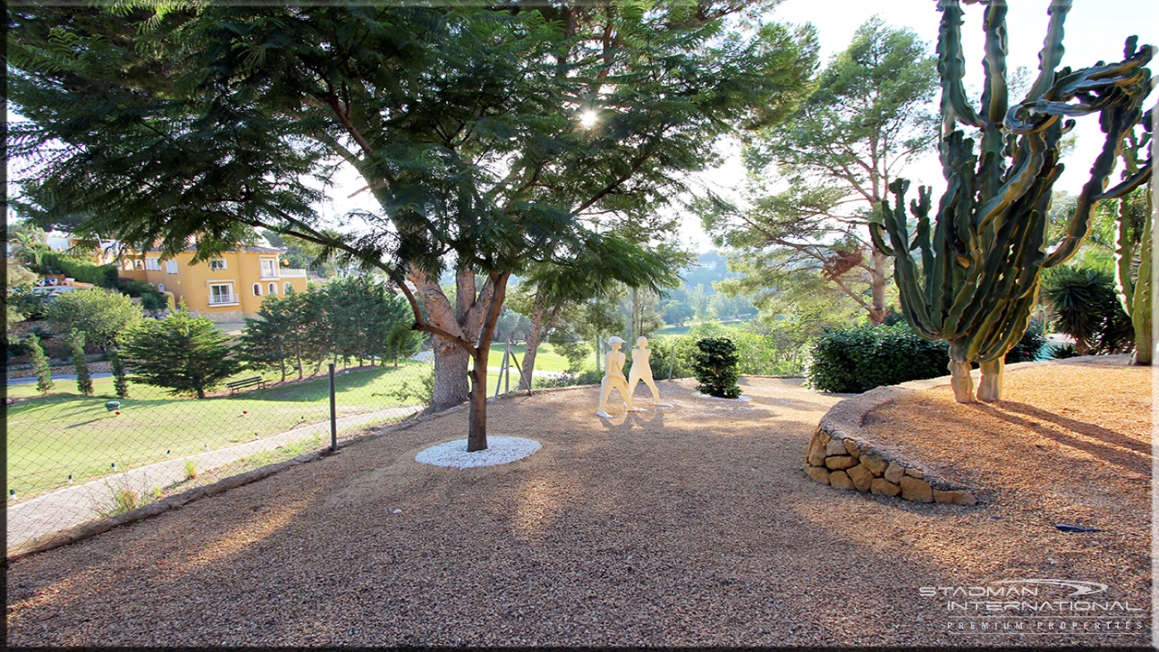 Elegante Villa mit tollem blick und privatem Zugang zum Don-Cayo-Golfplatz