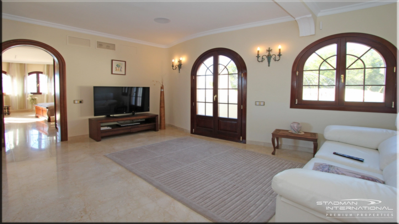 Fantastisk Maurisk Stil Villa Med Moderne Interiør Og Et Stort Privat Tomt