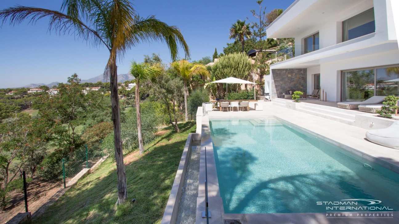 Beautiful Modern Villa Directly Overlooking Don Cayo Golf Course in Altea La Vella