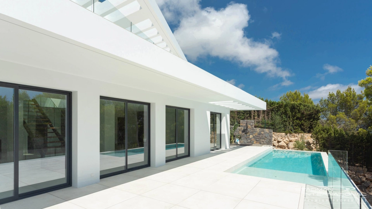 Modern Dream Villa with Seaview in Altea Hills