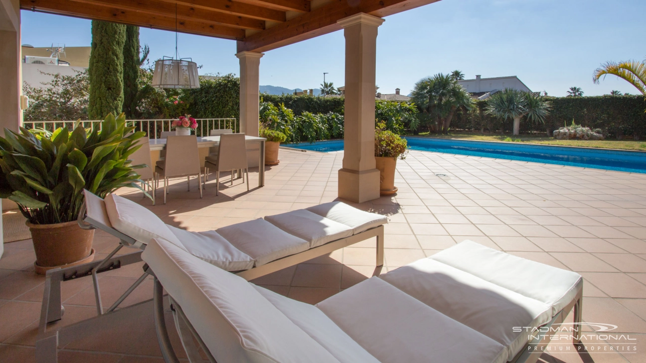 Quality Luxury Villa Near the Center of Alfaz del Pi