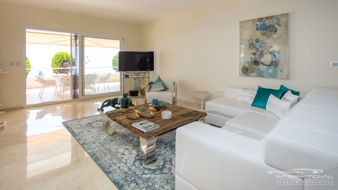 Spacieux Appartement de Luxe avec Vue Fantastique sur la Mer à Altea Hills