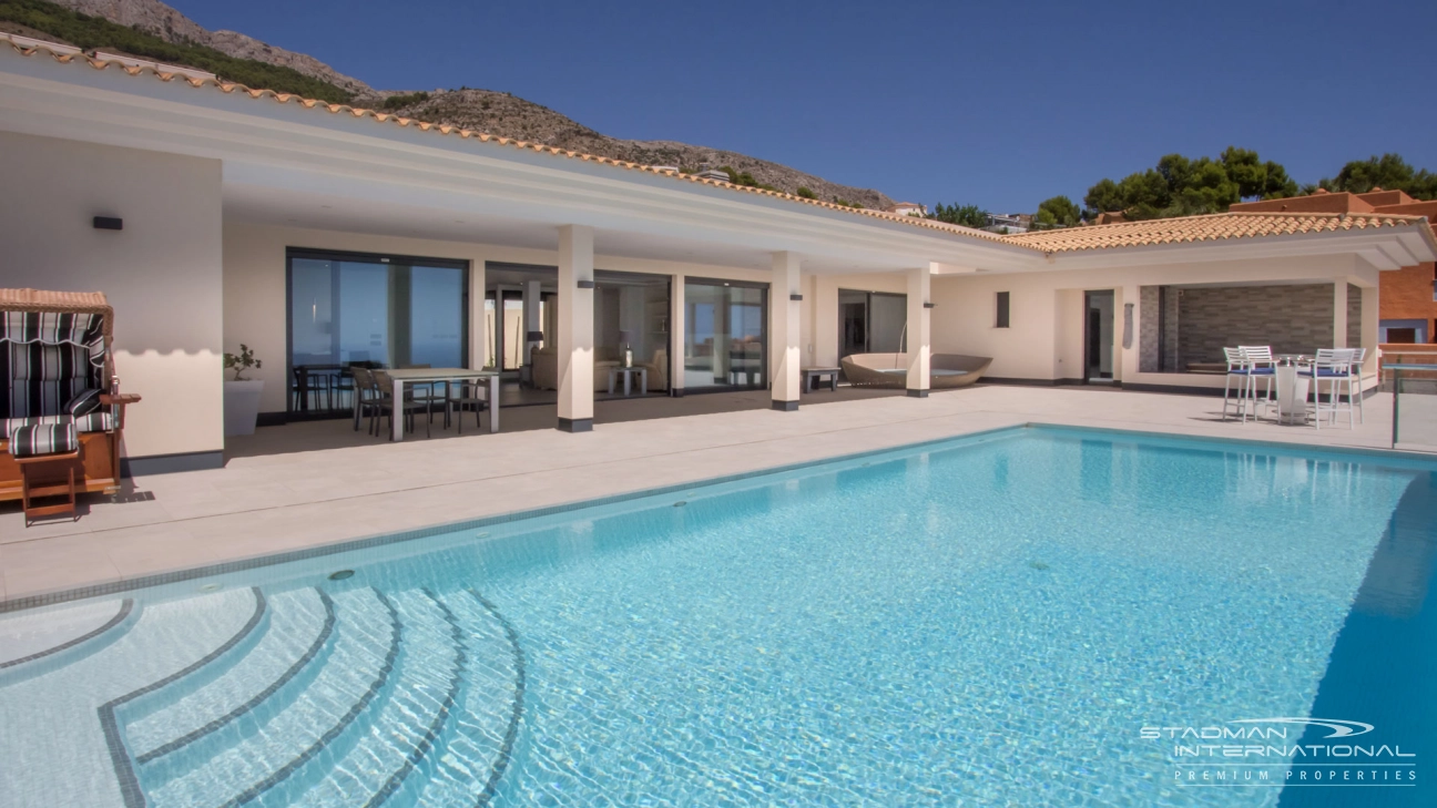 Large Mansion with Stunning Sea Views in Sierra de Altea