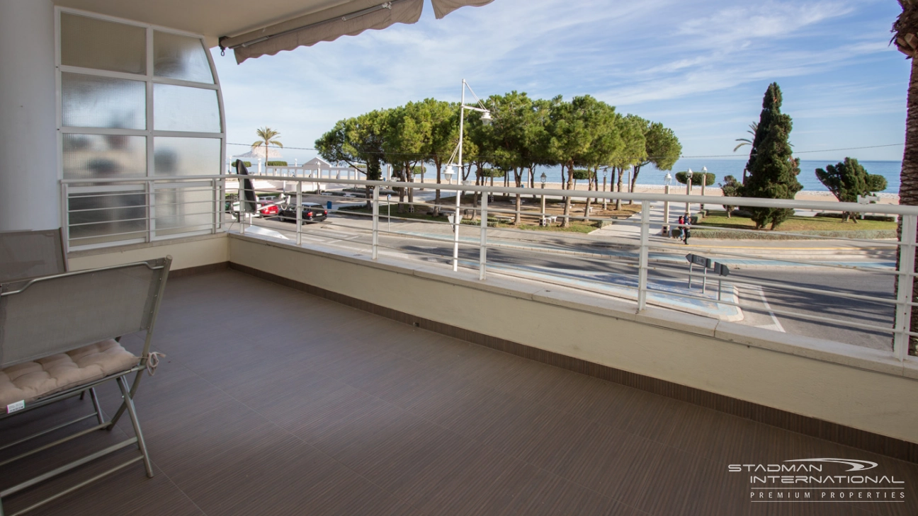 Large Modern Apartment First Line on the Altea Promenade