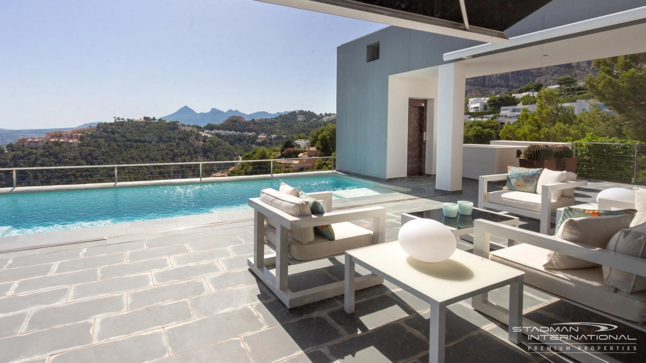 Moderne Villa i Altea Hills med Fantastisk Havutsikt