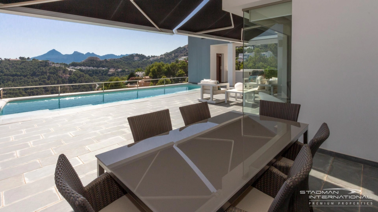 Moderne Villa in Altea Hills met Adembenemend Zeezicht 