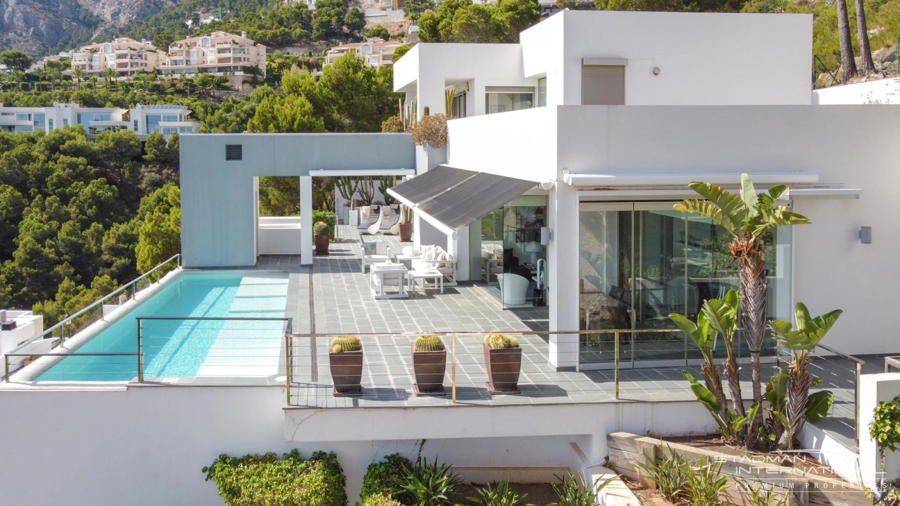 Moderne Villa i Altea Hills med Fantastisk Havutsikt