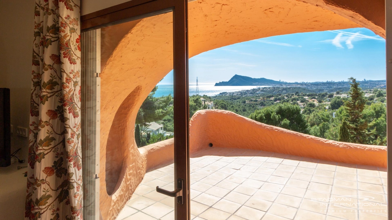 Vakker Villa i Maurisk stil med Utsikt over Havet 
