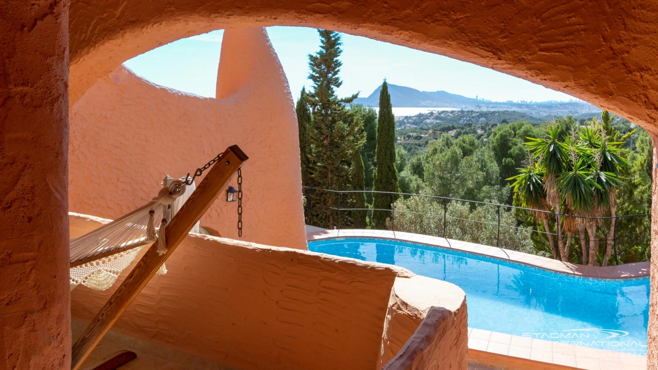 Beautiful villa in Moorish style with Sea View 