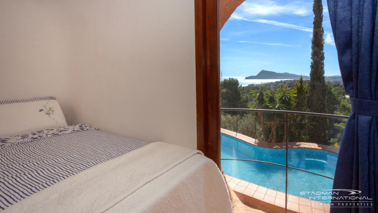Vakker Villa i Maurisk stil med Utsikt over Havet 