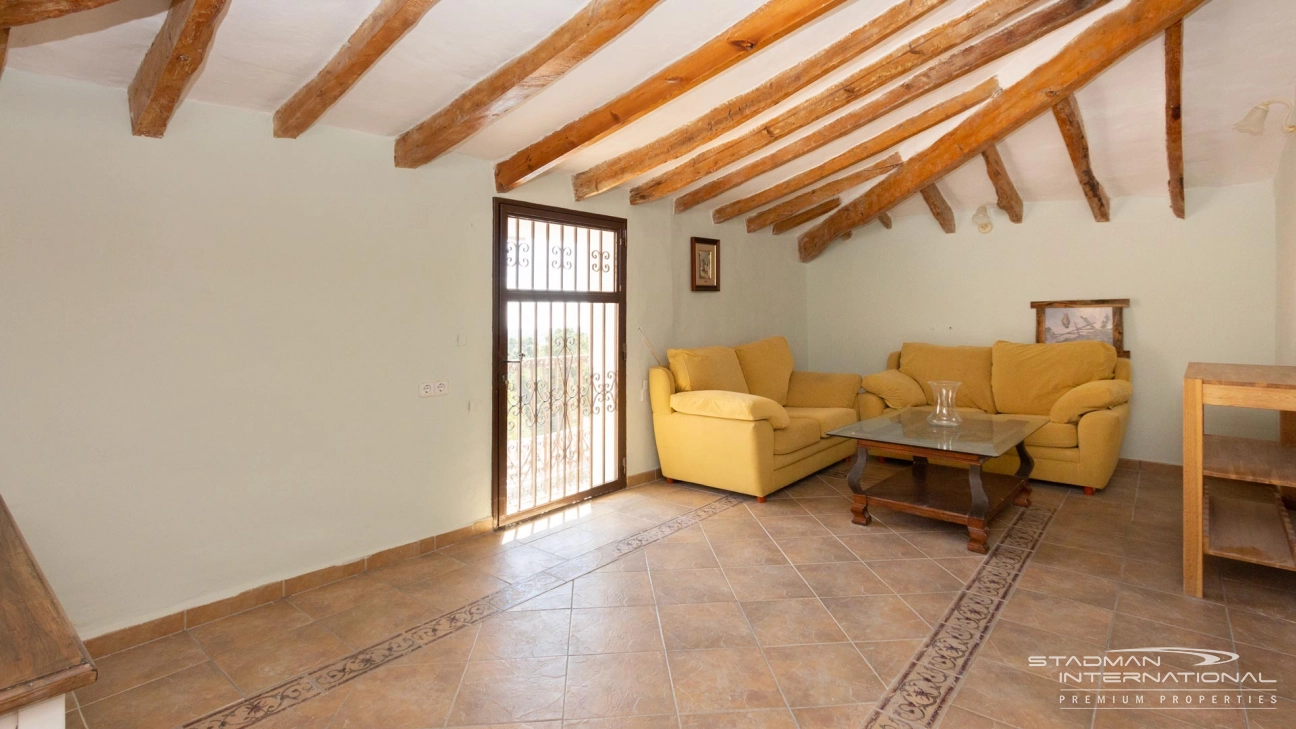 Villa on a Large Domain with Beautiful Views in La Nucia 