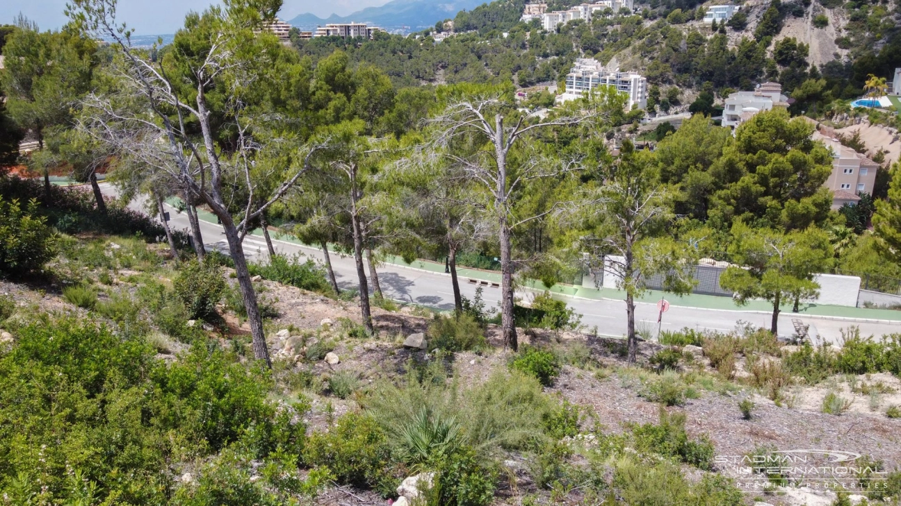 Baugrundstück mit Panoramablick in Altea Hills