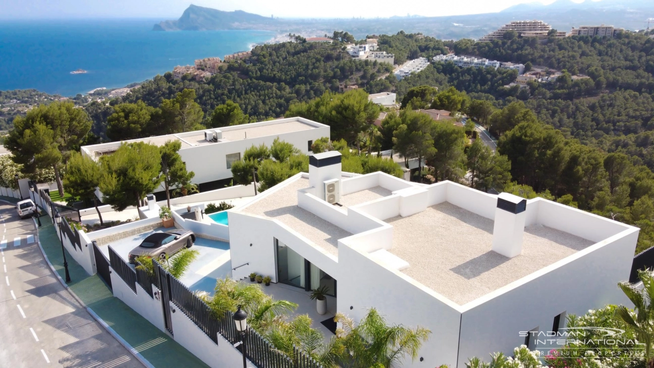 Geräumige moderne Villa mit Meerblick in Altea Hills