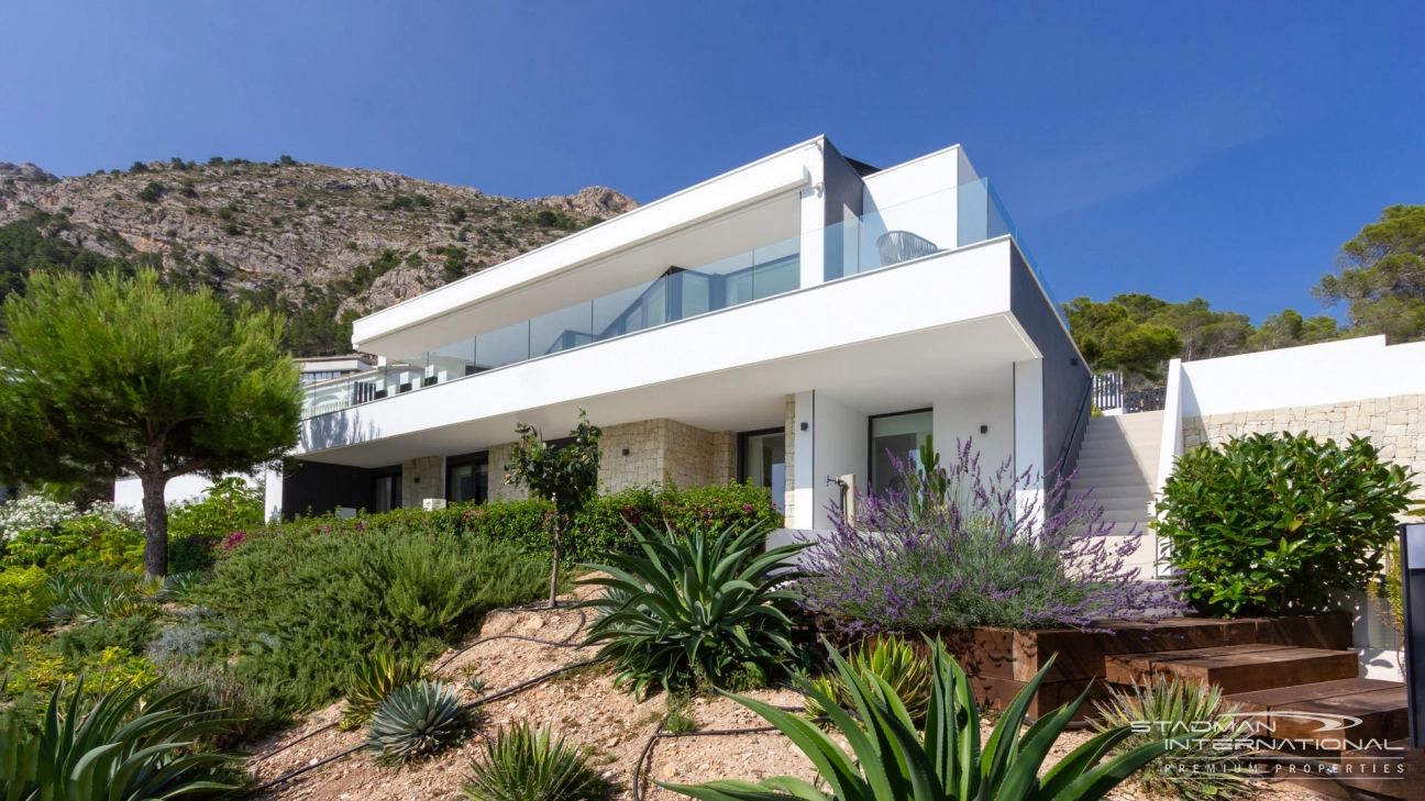 Romslig Moderne Villa med Havutsikt i Altea Hills