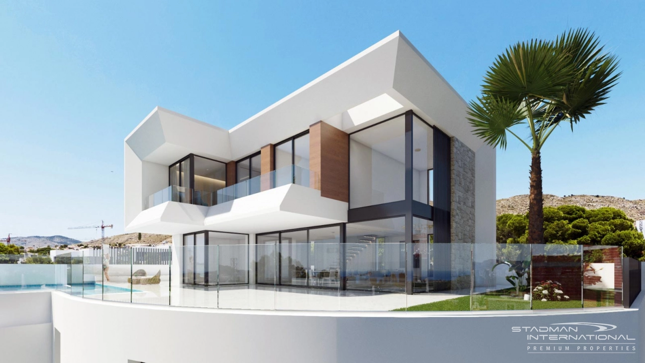 Villa de Luxe de Nouvelle Construction avec Vues Spectaculaires sur Mer