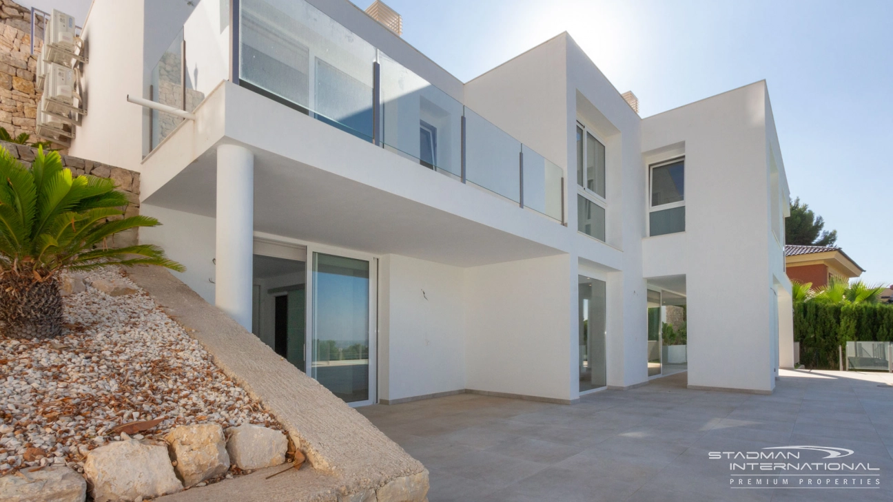 Villa Moderna con Vistas Panorámicas en Altea Hills