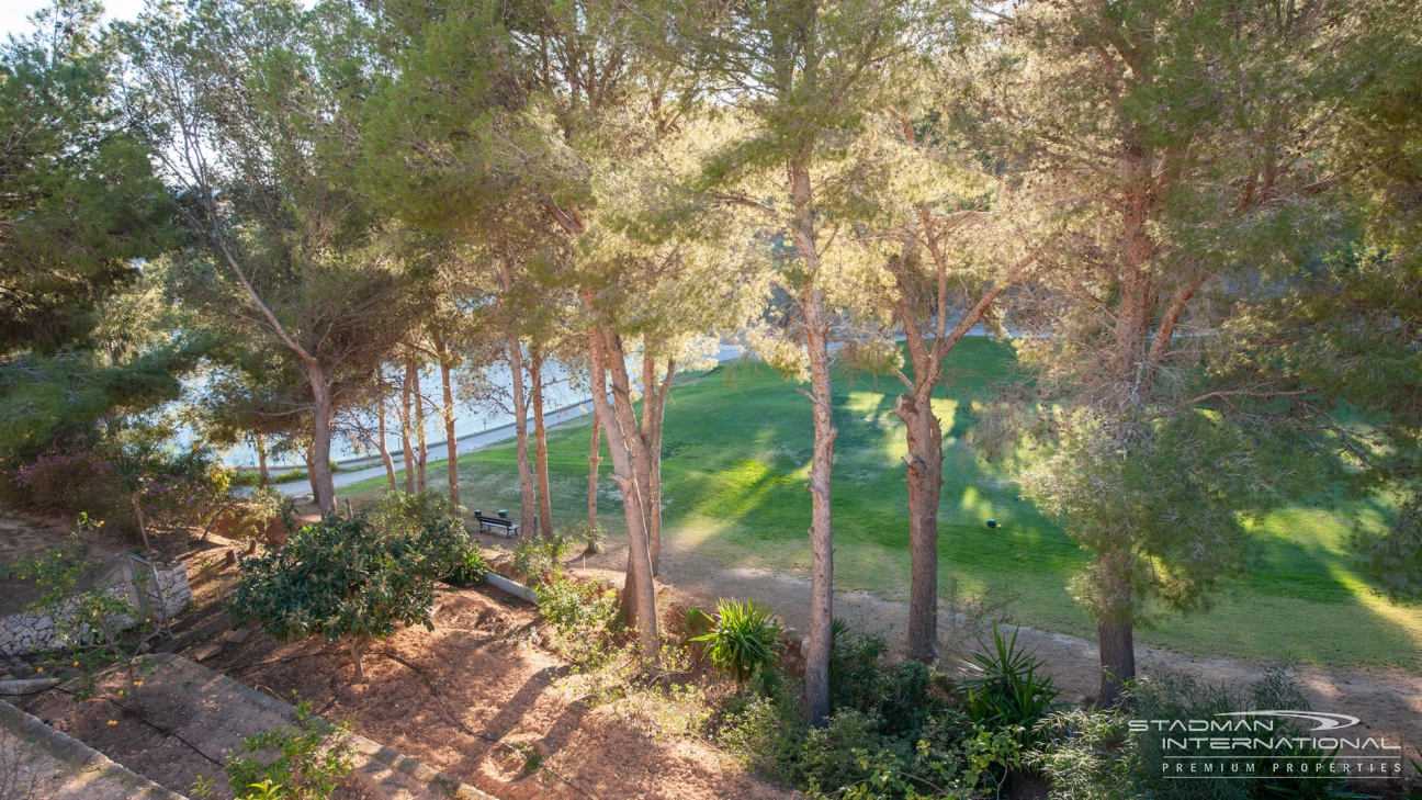Impressive Spanish Villa next to the Golf Course in Altea La Vella 