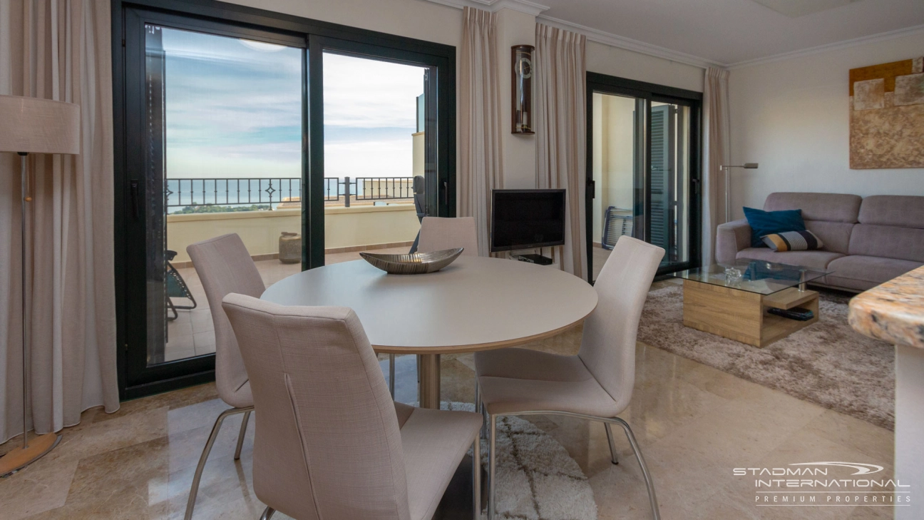 Apartamento Elegante con Preciosas Vistas al Mar