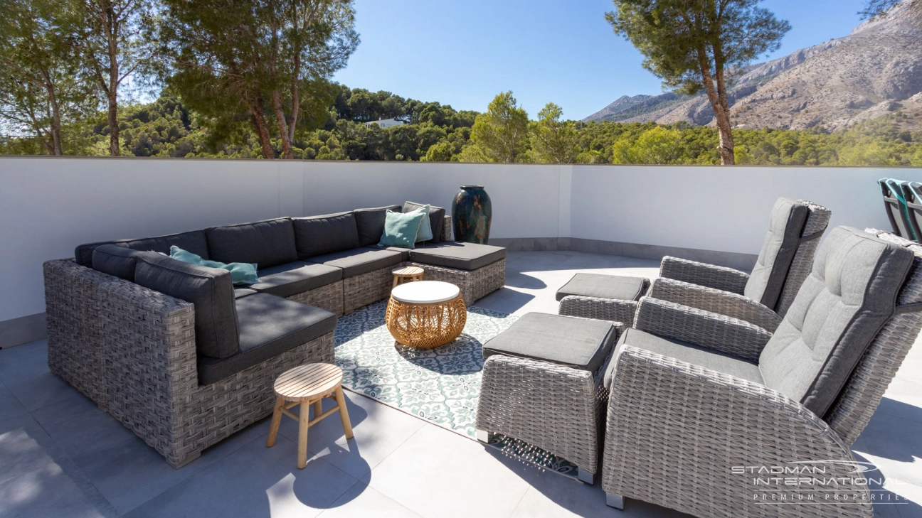 Vakker villa i Ibiza-stil i en rolig gate nær Altea La Vella