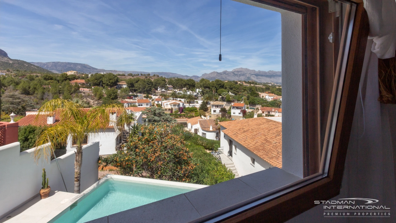 Villa de Style Ibiza avec Vue Mer près de l'école Elian’s