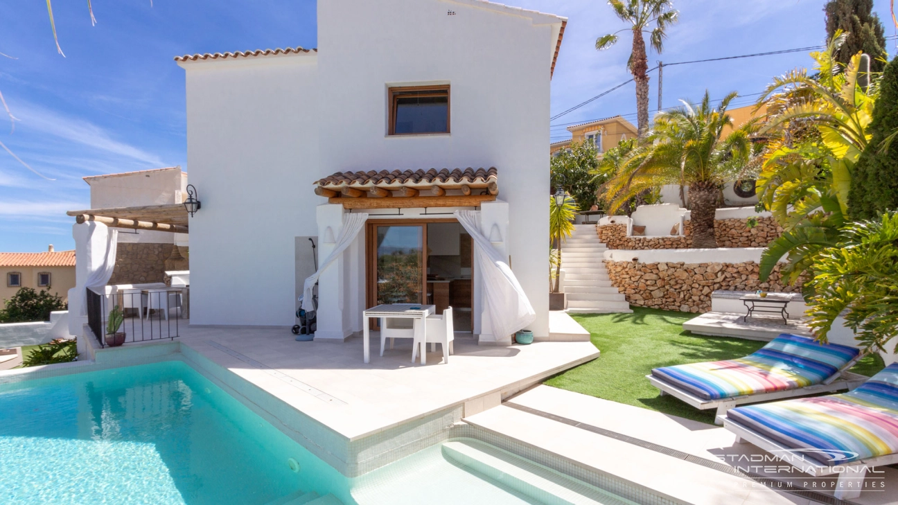 Villa de Style Ibiza avec Vue Mer près de l'école Elian’s