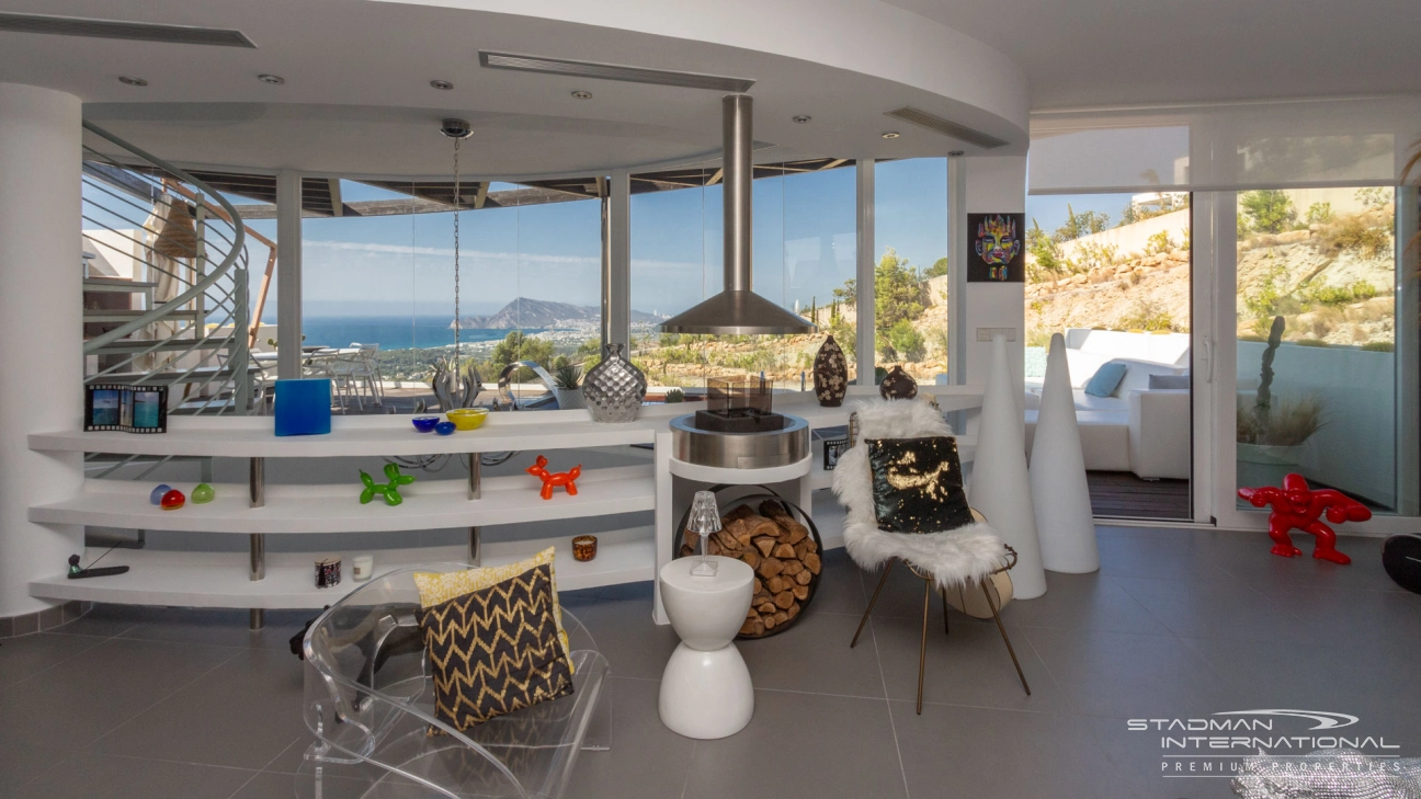 Moderne Villa mit spektakulärem Blick auf die Bucht von Altea