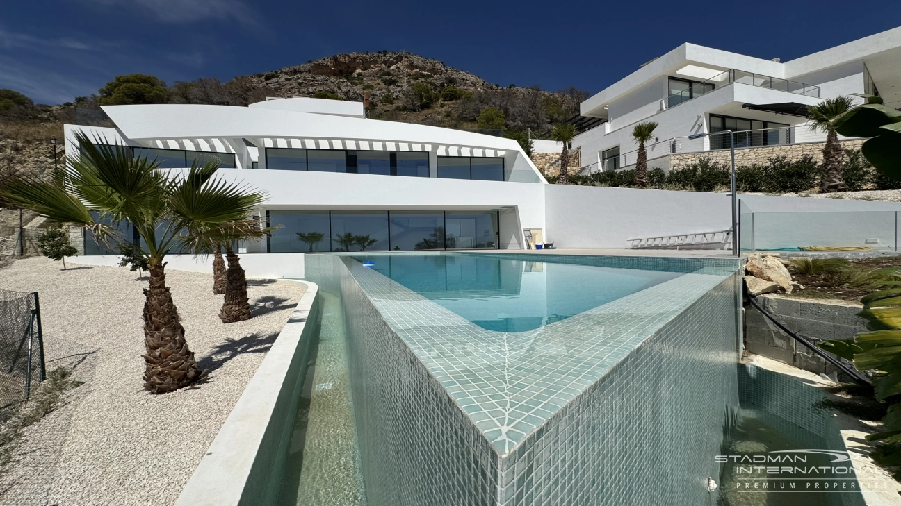 Moderne Nieuwbouw Villa met Zeezicht in Altea Hills