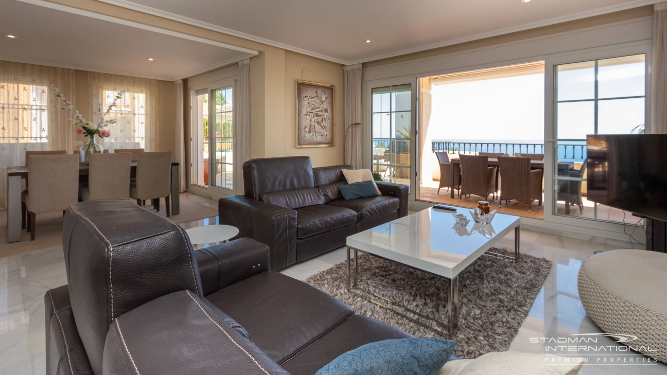 Grand Duplex Penthouse avec Vue sur Mer à Altea Hills