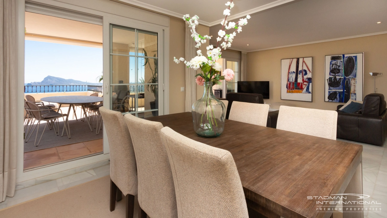 Grand Duplex Penthouse avec Vue sur Mer à Altea Hills