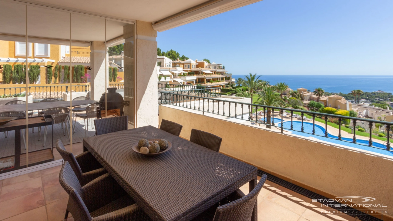 Grand Duplex Penthouse avec Vue sur Mer à Altea Hills