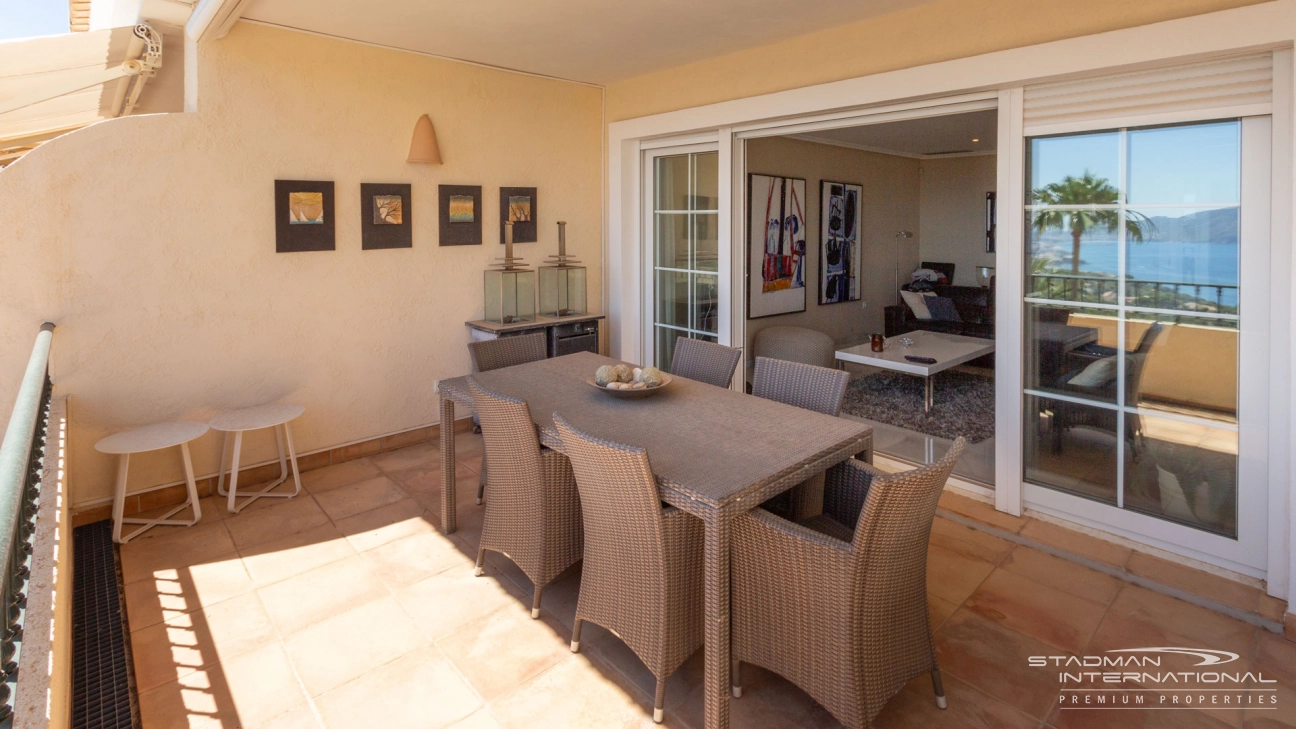 Große Duplex Penthaus mit Meerblick in Altea Hills