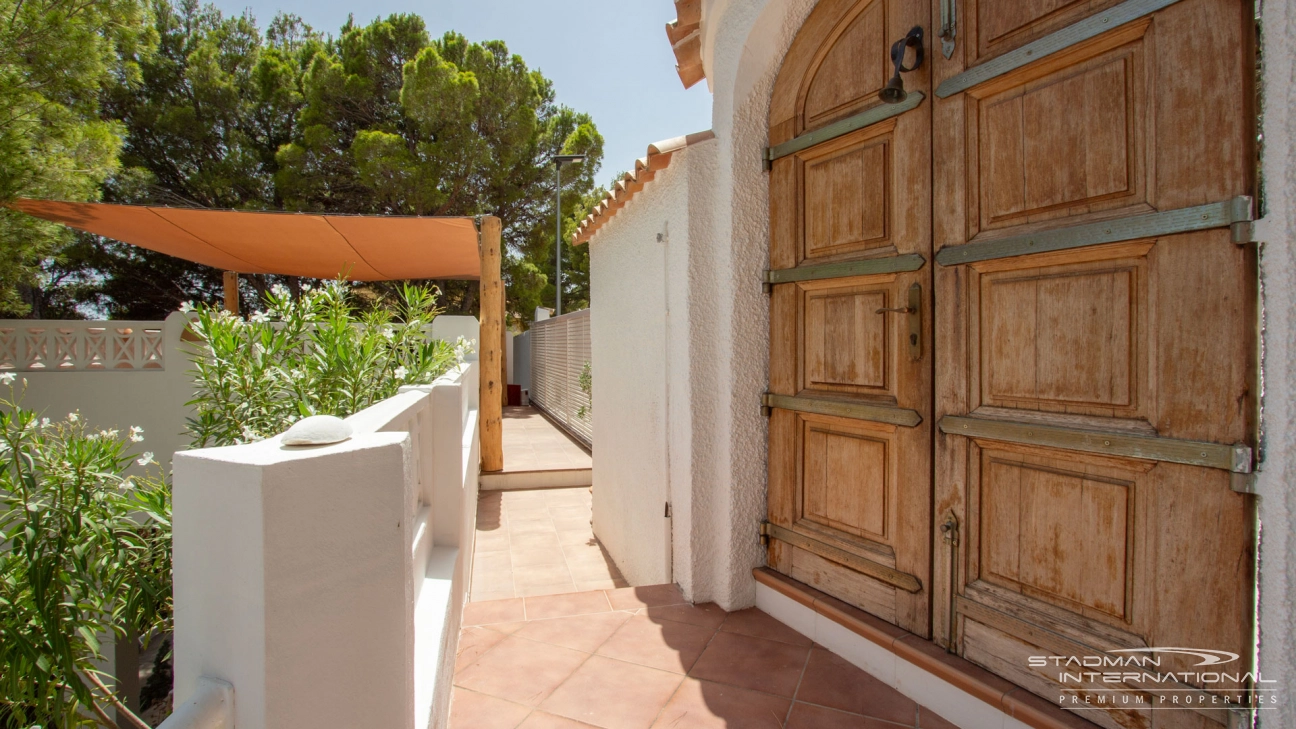 Renovierte Villa mit Meerblick und Gästeapartment