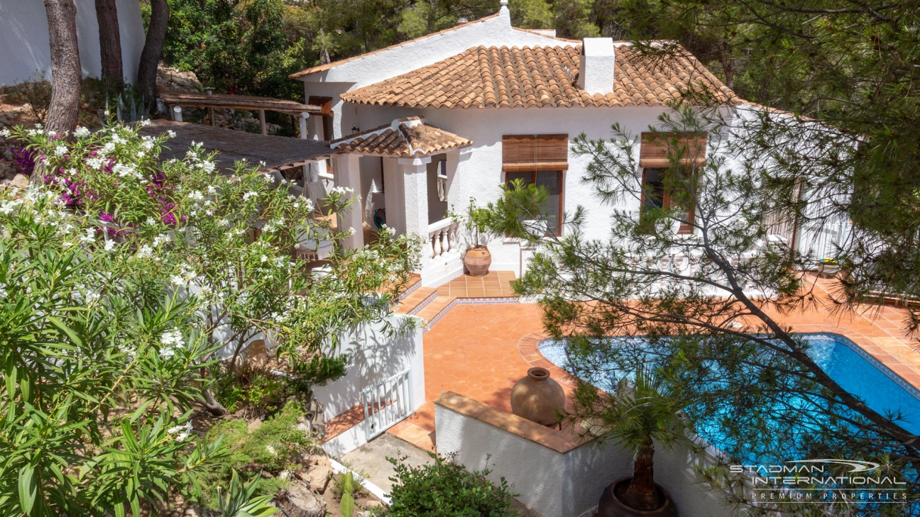 Renovierte Villa mit Meerblick und Gästeapartment