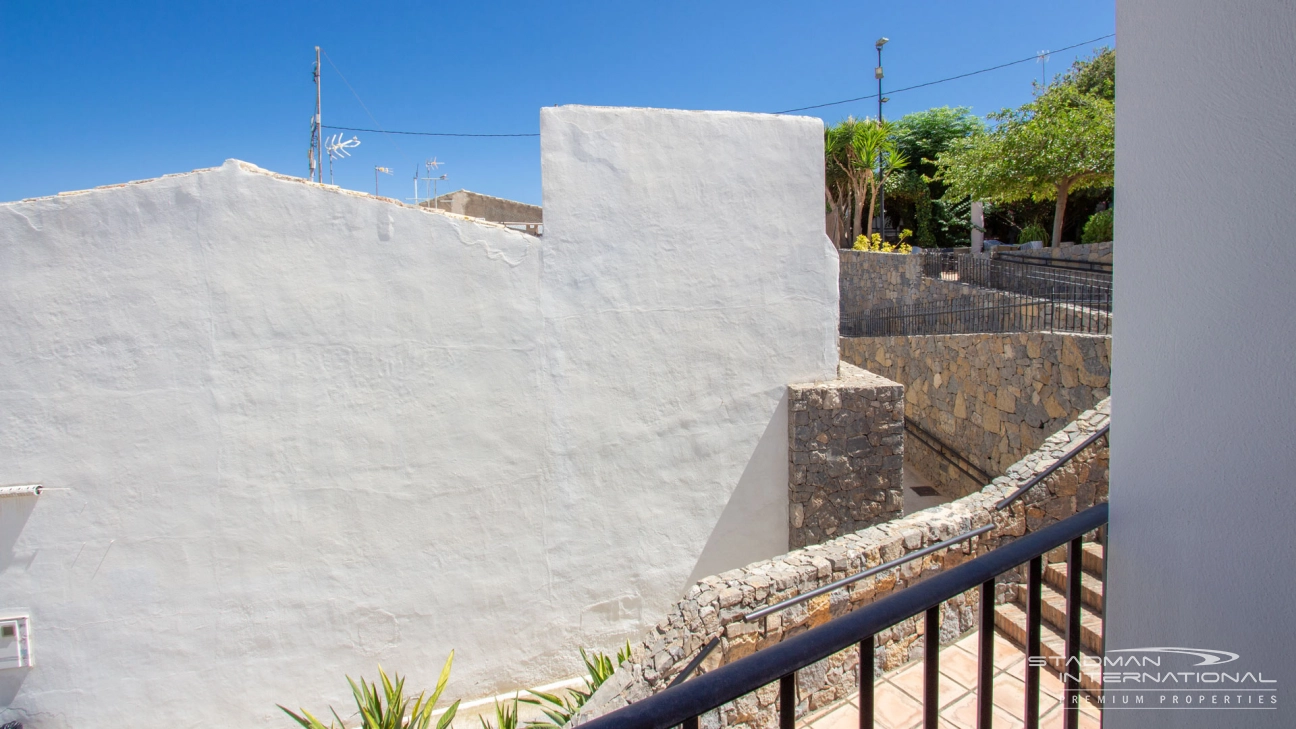 Neu gebaute Wohnung im Zentrum von Altea