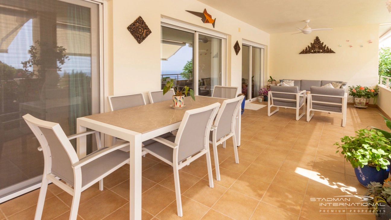 Apartamento con Vistas al Mar en la Sierra de Altea 