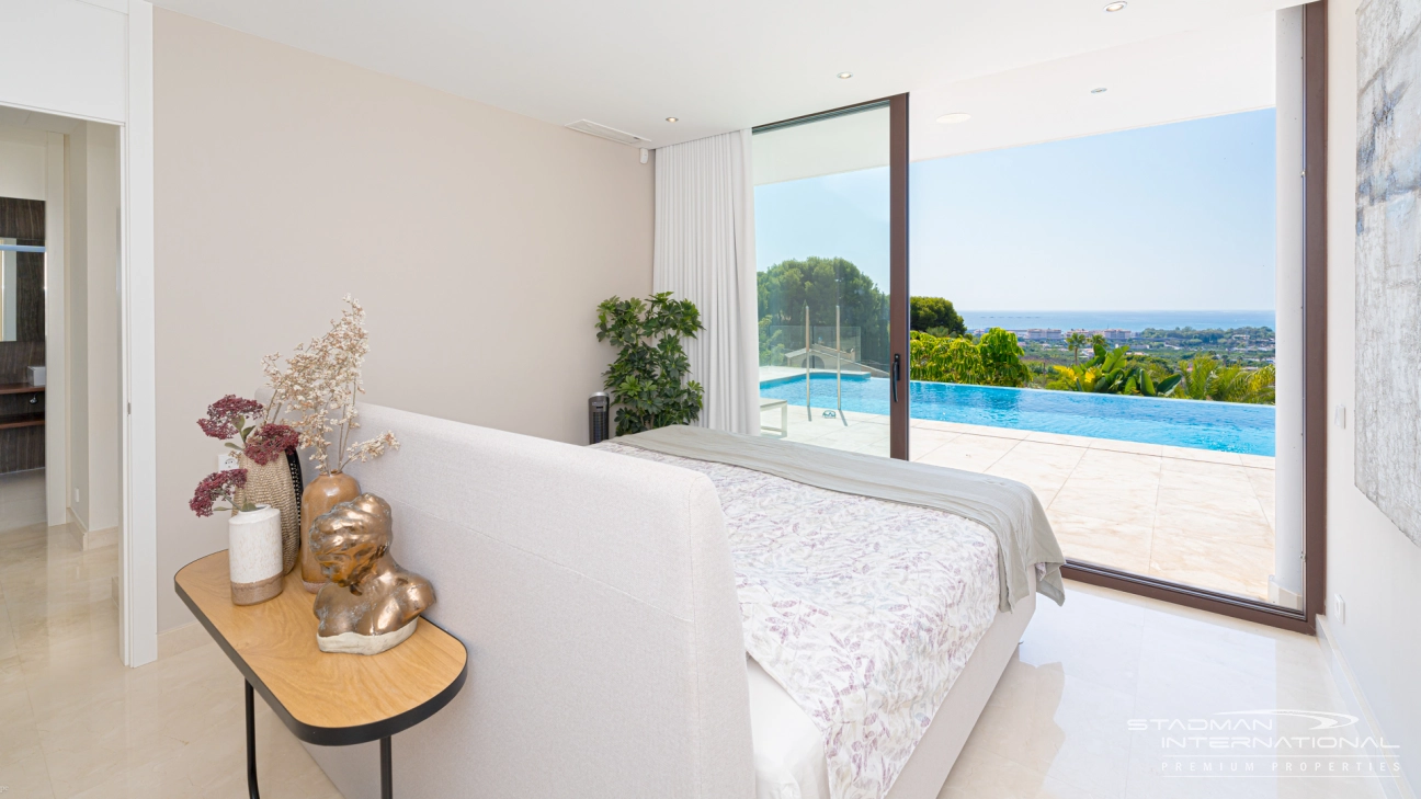 Moderne Villa auf einer Etage mit Meerblick in der Nähe der Altstadt von Altea

