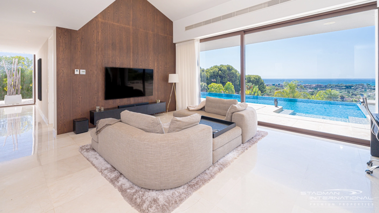 Modern Villa on One Floor with Sea views near Altea Old Town