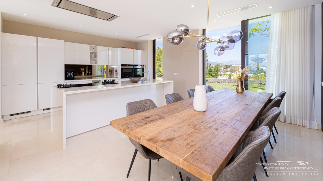 Moderne Villa auf einer Etage mit Meerblick in der Nähe der Altstadt von Altea

