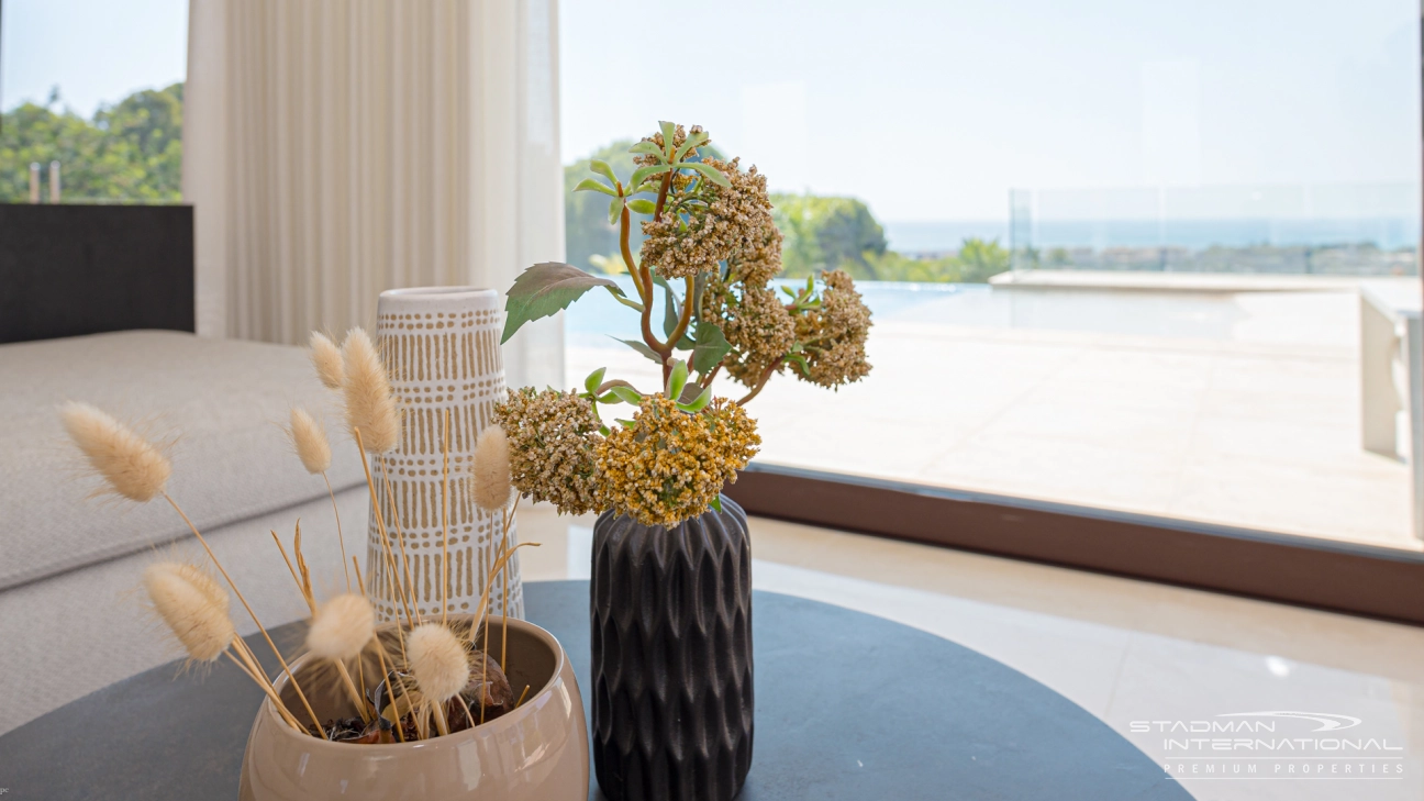 Villa Moderna en una sola planta con Vistas al Mar cerca del Casco Antiguo de Altea. 