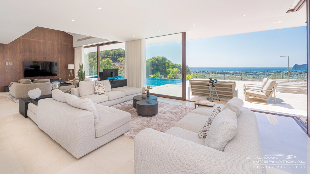 Moderne Villa auf einer Etage mit Meerblick in der Nähe der Altstadt von Altea

