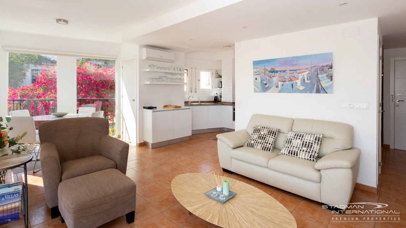 Renoviertes Duplex-Penthouse mit Meerblick in der Altstadt von Altea