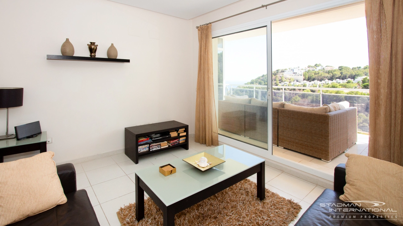 Moderne Wohnung mit Meerblick in Altea Hills
