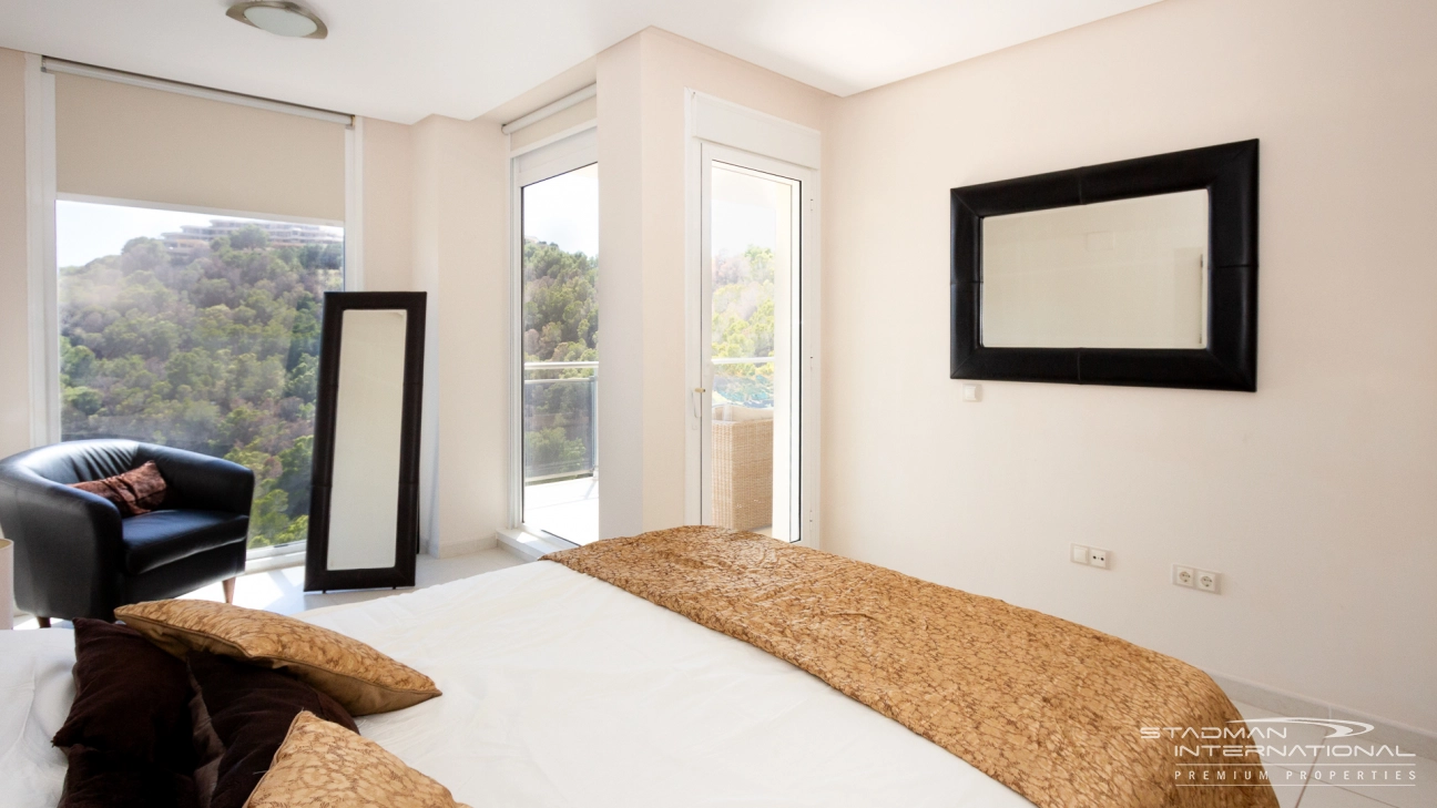 Apartamento Moderno con Vistas al Mar en Altea Hills