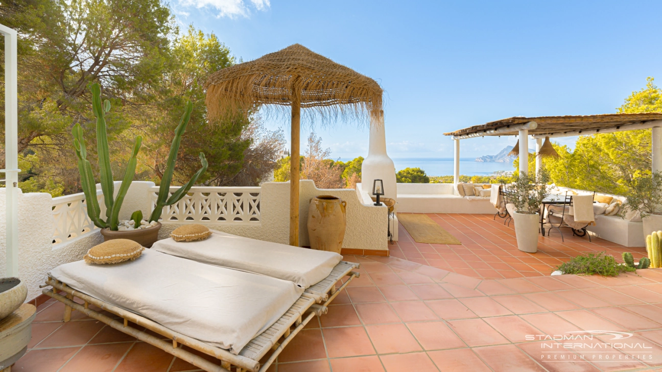 Renovated Mediterranean Ibiza Style Villa with Beautiful Sea View