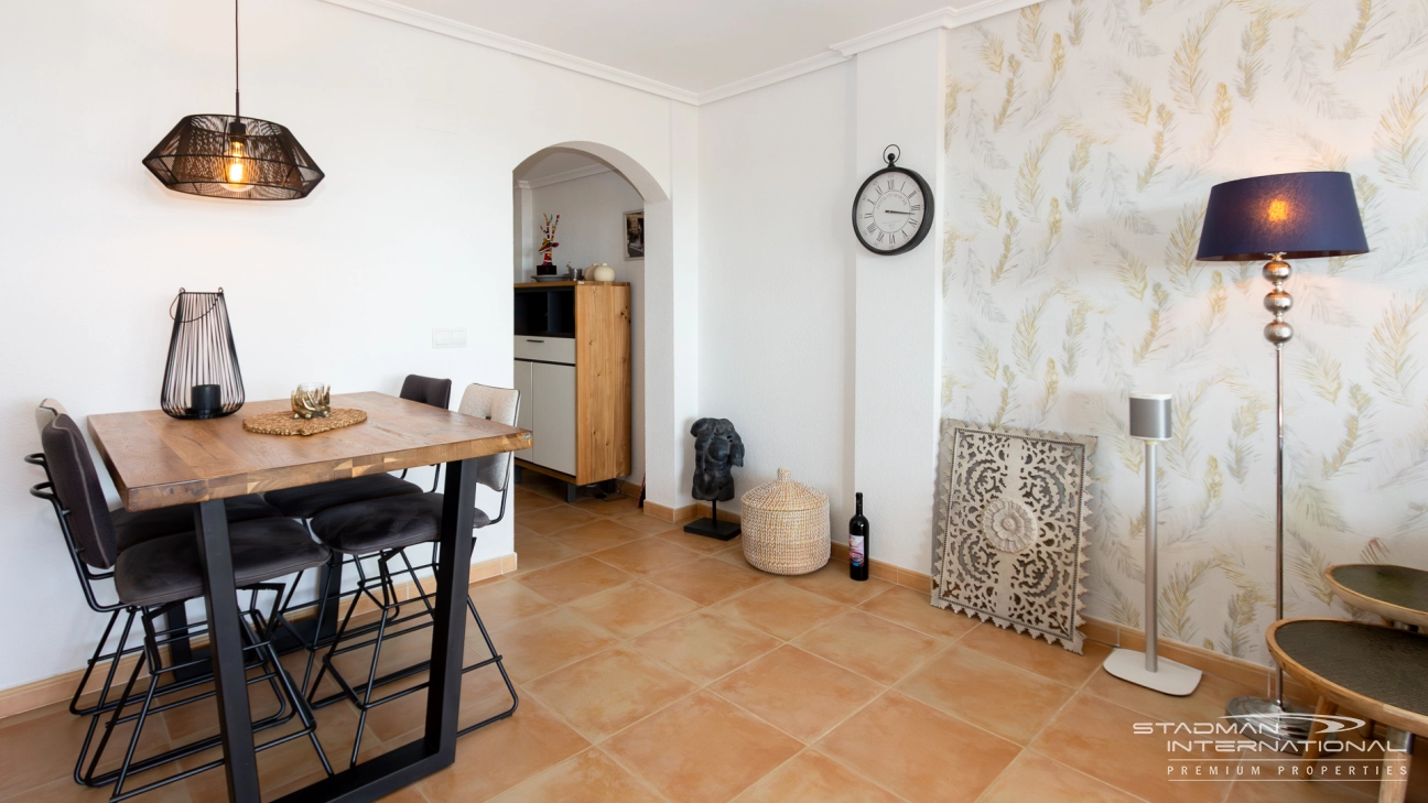 Prachtig Appartement met Zeezicht in Altea Hills
