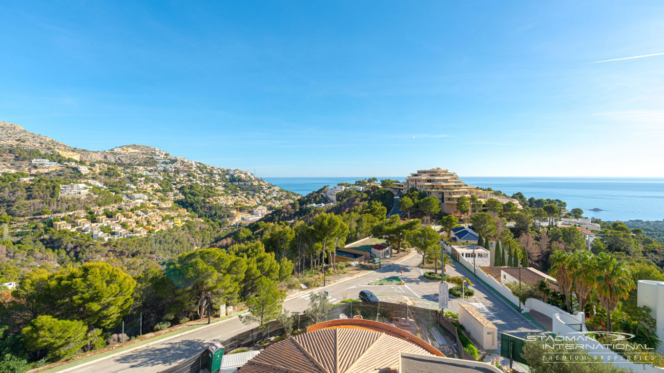 Hoek Appartement met Prachtig Zeezicht in de Sierra de Altea