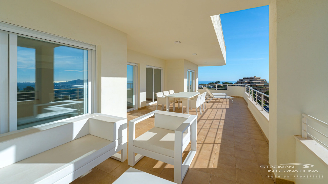 Hoek Appartement met Prachtig Zeezicht in de Sierra de Altea