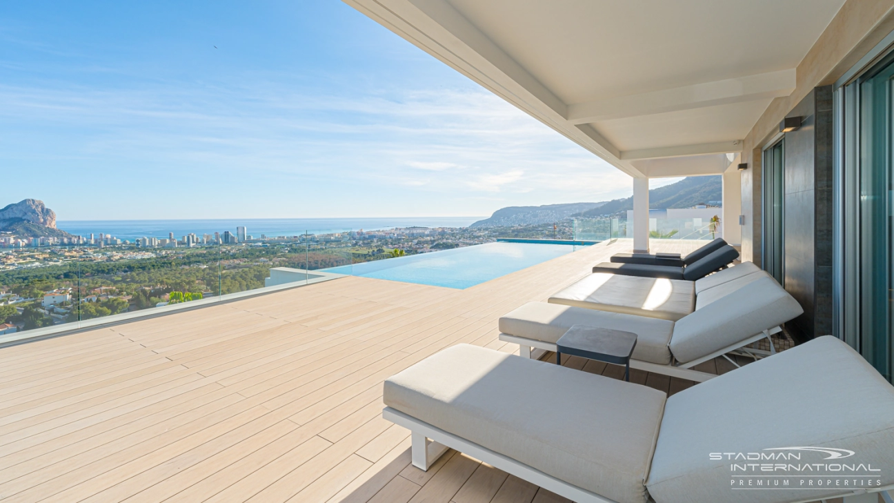 Luxe villa met panoramisch Zeezicht in Calpe