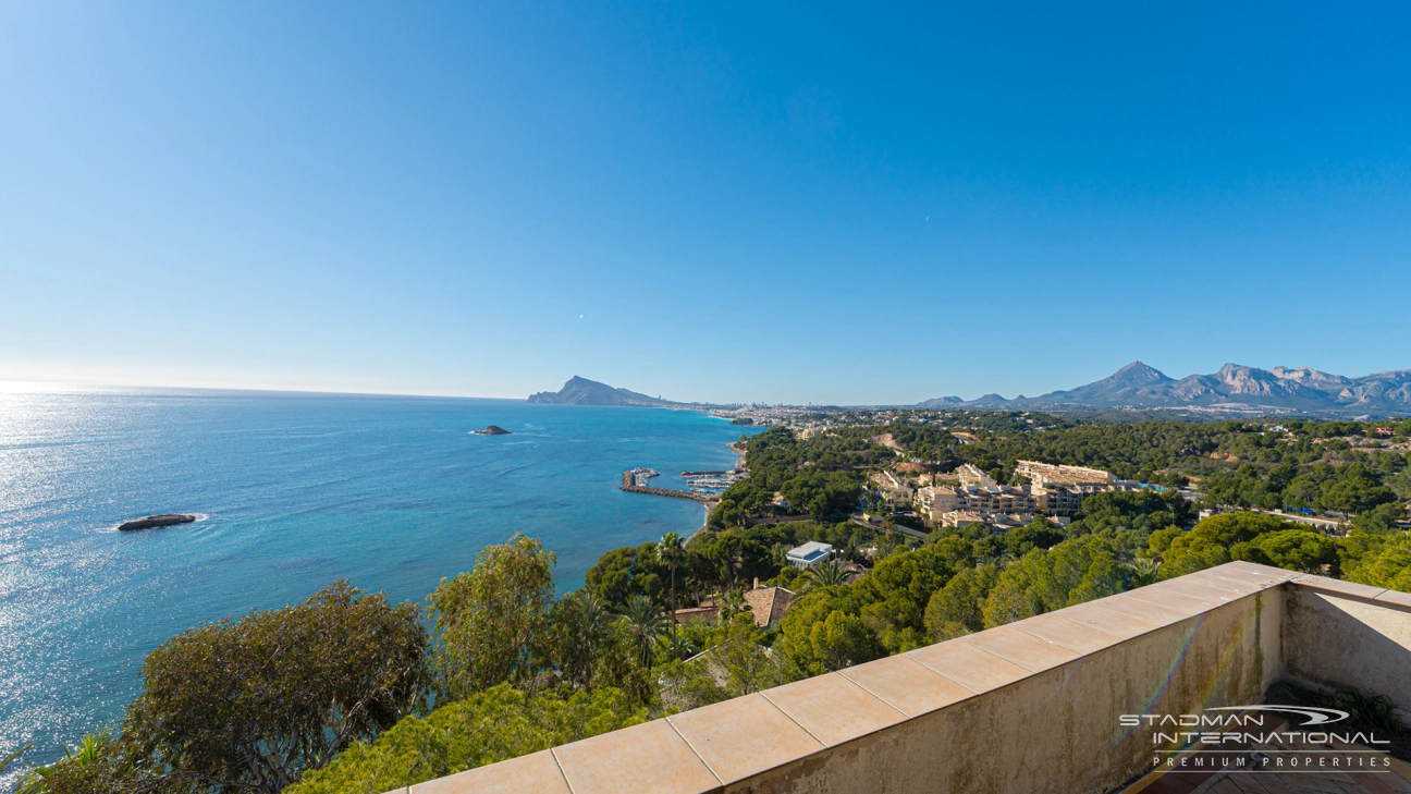 De Loin le Terrain à Bâtir le Plus Exclusif d'Altea
