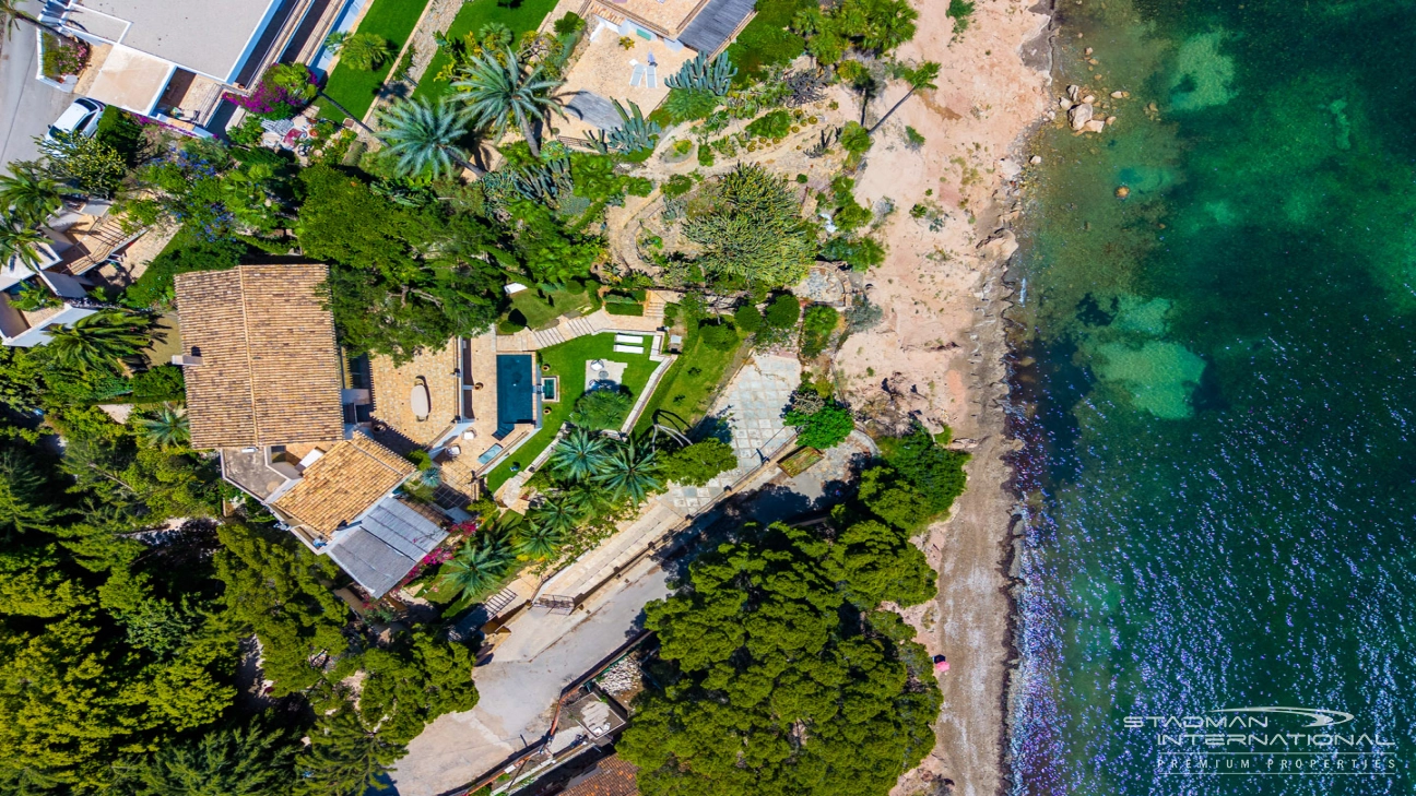 Frontline Villa with Stunning Sea views in Altea